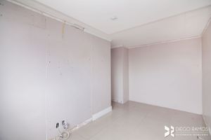 Image 7 - 194241