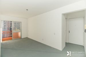 Image 10 - 194362