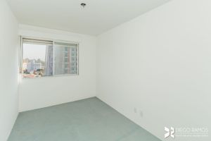 Image 18 - 194362