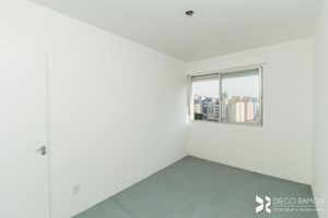Image 19 - 194362