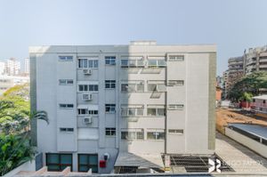 Image 15 - 194826