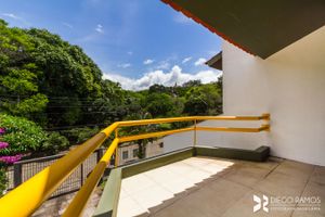 Image 23 - 194907