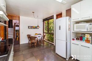 Image 33 - 194907