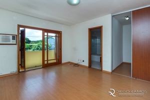 Image 9 - 195003