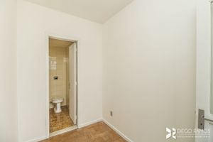 Image 31 - 195069