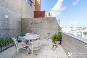 Image 6 - 195147