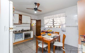 Image 13 - 195223