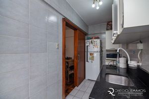 Image 12 - 195254