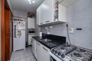 Image 13 - 195254