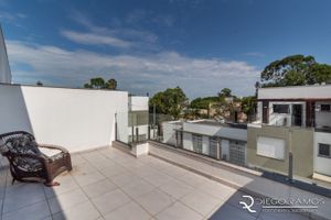 Image 8 - 195295