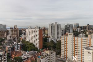 Image 23 - 195298