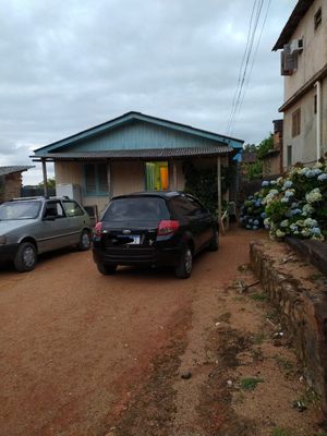 Image 1 - 195330
