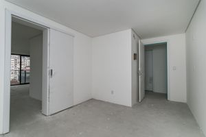 Image 31 - 195519