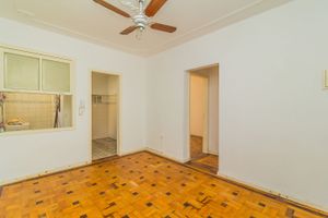 Image 1 - 195528