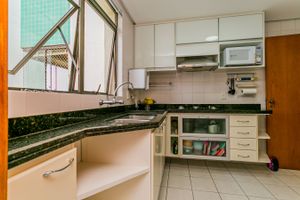 Image 19 - 195534