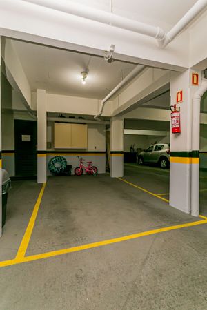 Image 22 - 195534