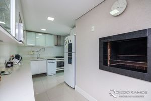 Image 18 - 195538