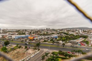 Image 8 - 195719
