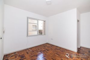Image 2 - 195992