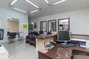 Image 7 - 195997