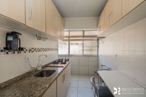 Image 18 - 196010