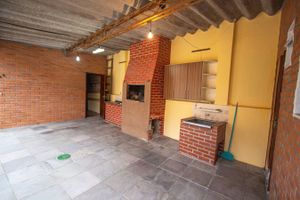 Image 36 - 196025