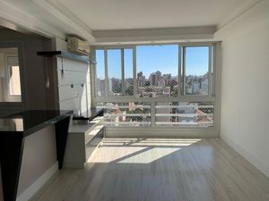Image 1 - 196096
