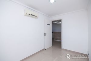 Image 16 - 196140