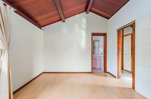 Image 30 - 196247