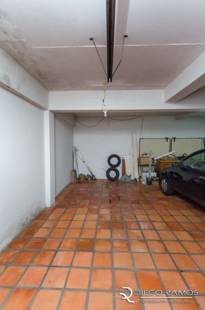 Image 12 - 196319
