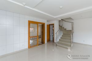 Image 2 - 196404