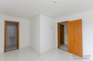 Image 8 - 196404