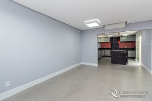 Image 7 - 196582