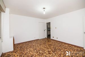 Image 3 - 196635