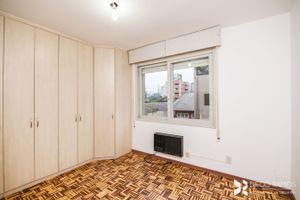 Image 7 - 196635