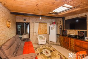 Image 1 - 196706