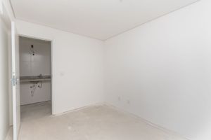 Image 7 - 196815