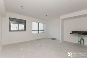 Image 6 - 196824