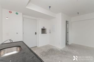 Image 9 - 196824