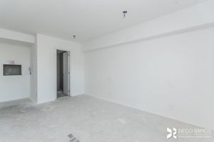Image 10 - 196824