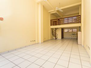 Image 0 - 196898