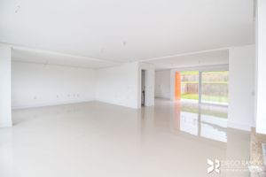 Image 4 - 196994