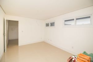 Image 8 - 196994