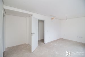Image 13 - 196994