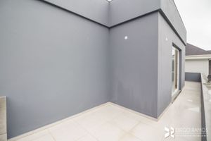 Image 18 - 196994