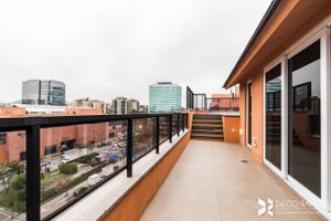 Image 6 - 197027