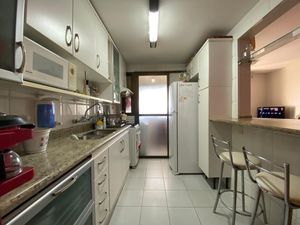 Image 2 - 197057