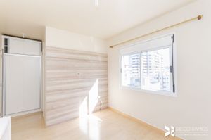 Image 11 - 197078