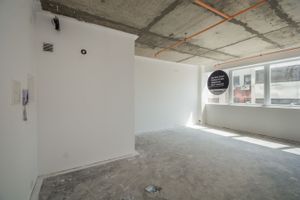 Image 9 - 197208