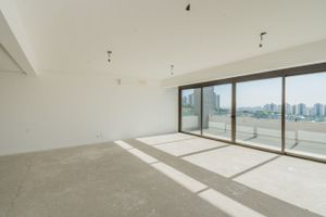 Image 4 - 197333